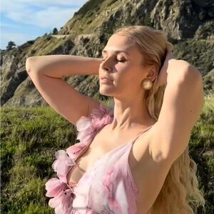 Meet your Posher, Angelina